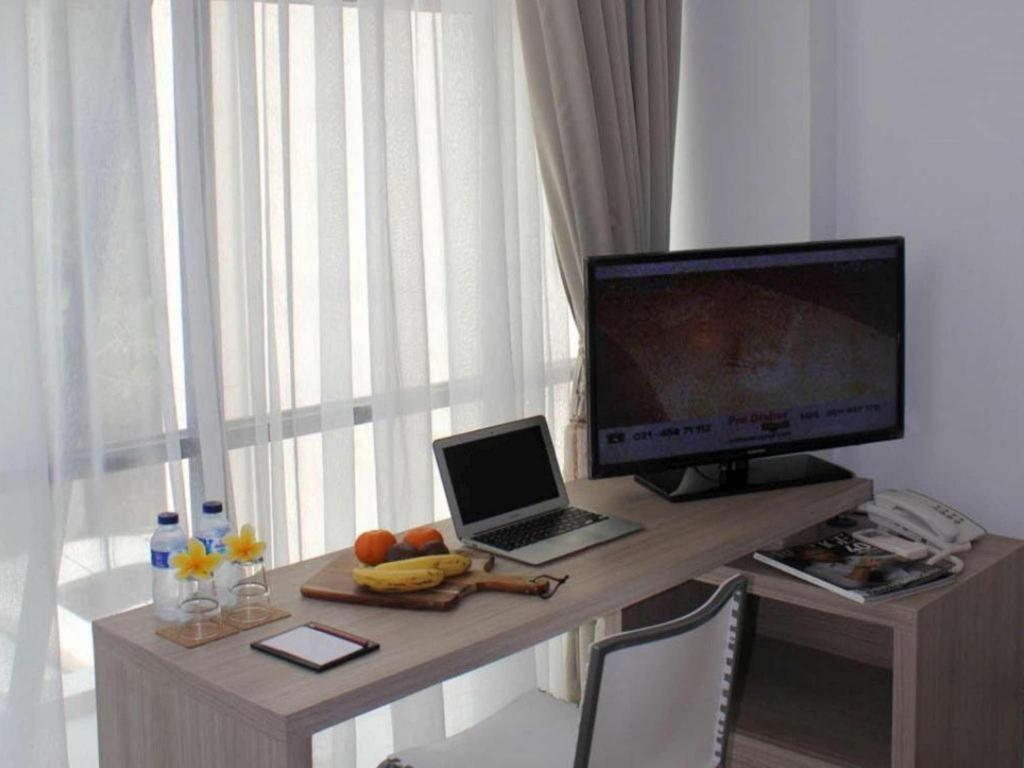 Casa Living Setiabudi Джакарта Экстерьер фото
