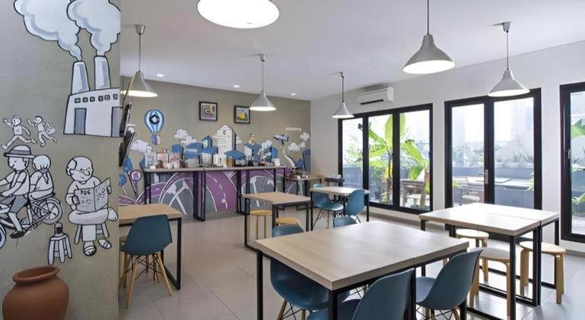 Casa Living Setiabudi Джакарта Экстерьер фото